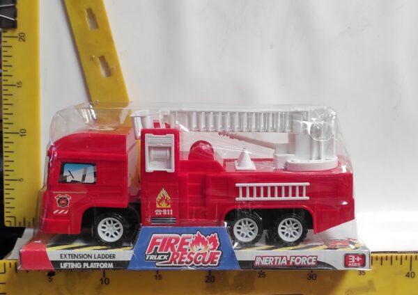 CAMION BOMBERO 30 CM ESCALERA ART 1804    6-11-24            6490.00 4