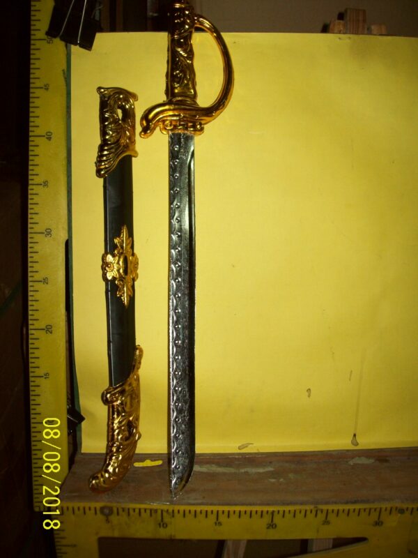 ZABLE SAN MARTIN BOLSA    8-12-24     2300.00 $