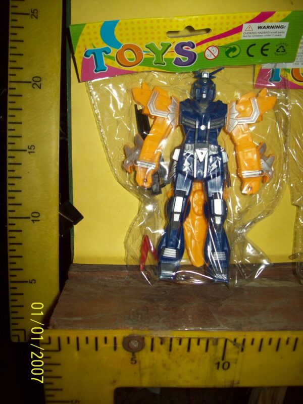 ROBOT MINI 18 CM BOLSA ART 56046    6-12-24        1245.00