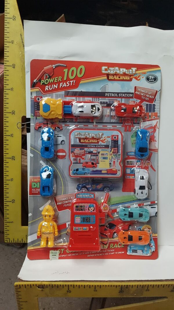 SET LANZA AUTITOS X 8 CON SURTIDOR    6-12-24        4500.00 $