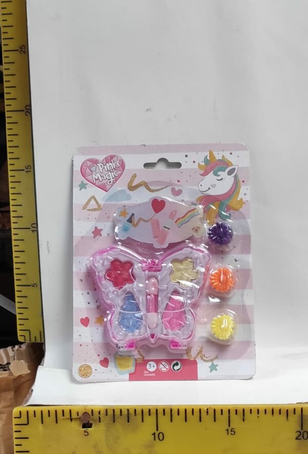 PINTURITA MARIPOZA CON BROCHES 740606             2200.00 $     11-11-24