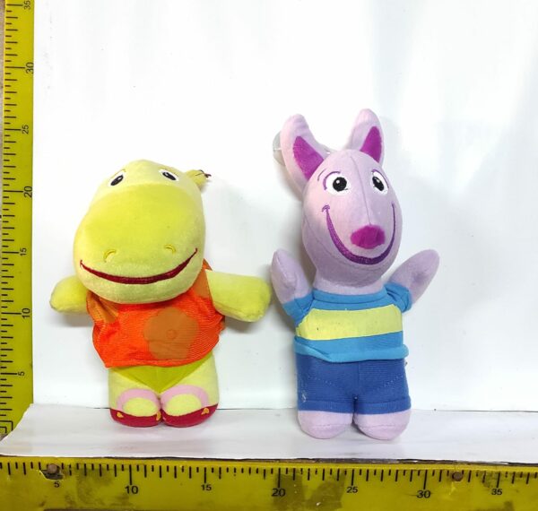 PELUCHE BACKJARDIGAN dice TE AMO MUSICAL        5500.00