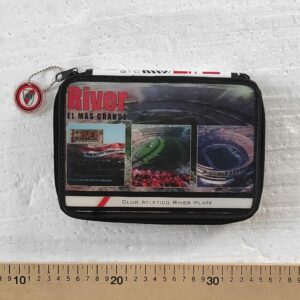 CARTUCHERA RIVER 2 PISOS LICENCIA       2-2-25