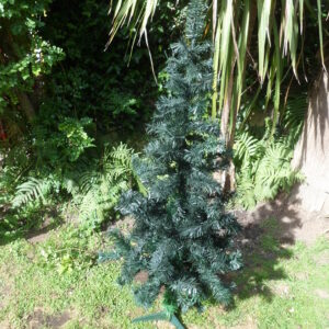 ARBOL 120 VERDE EUROTREE CANADIAN  EN CAJA        33700.00 $