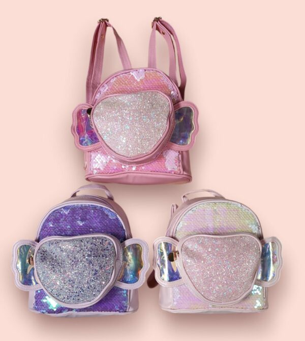 MOCHILA LENTEJUELAS  MINI JUVENIL CON ALITAS   13900,00      1-9-25