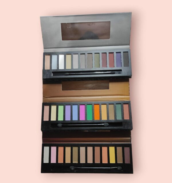 COSMETICA CONTORNOS DE CEJAS X 12 COLORES C/ ESPEJO    6500.00 $    2-9-25