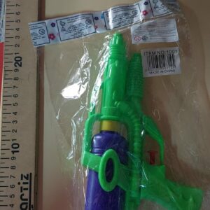 PISTOLA DE AGUA CHICA ART 1001 20 CM    7-11-25     1290.00$